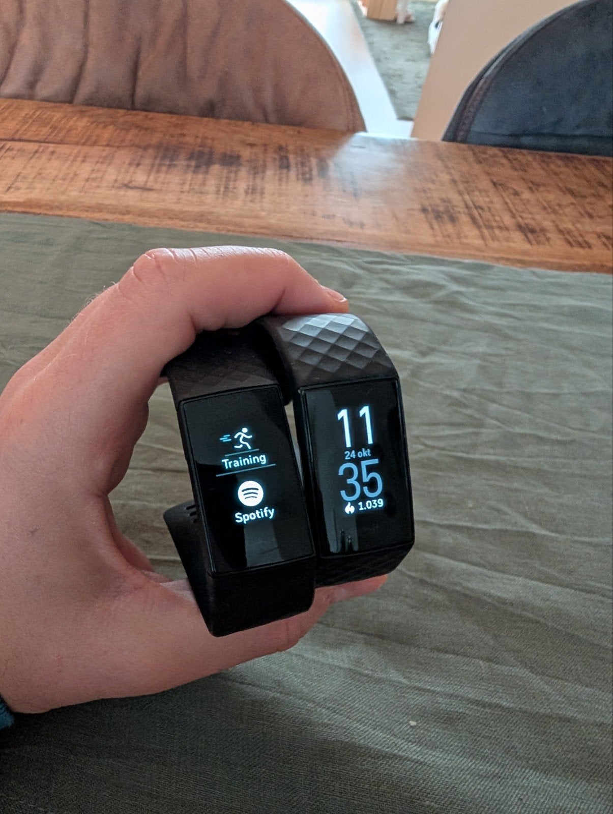 2x Fitbit charge 4, Ophalen of Verzenden, Gebruikt, Zwart, Android