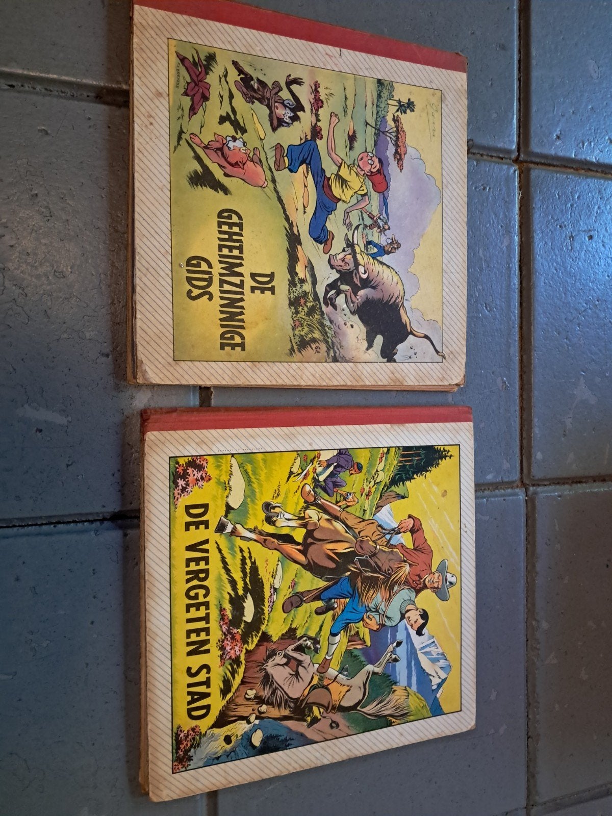 De Geheimzinnige Gids & De Vergeten Stad - A. Breysse, Meerdere stripboeken, Ophalen of Verzenden, Gelezen
