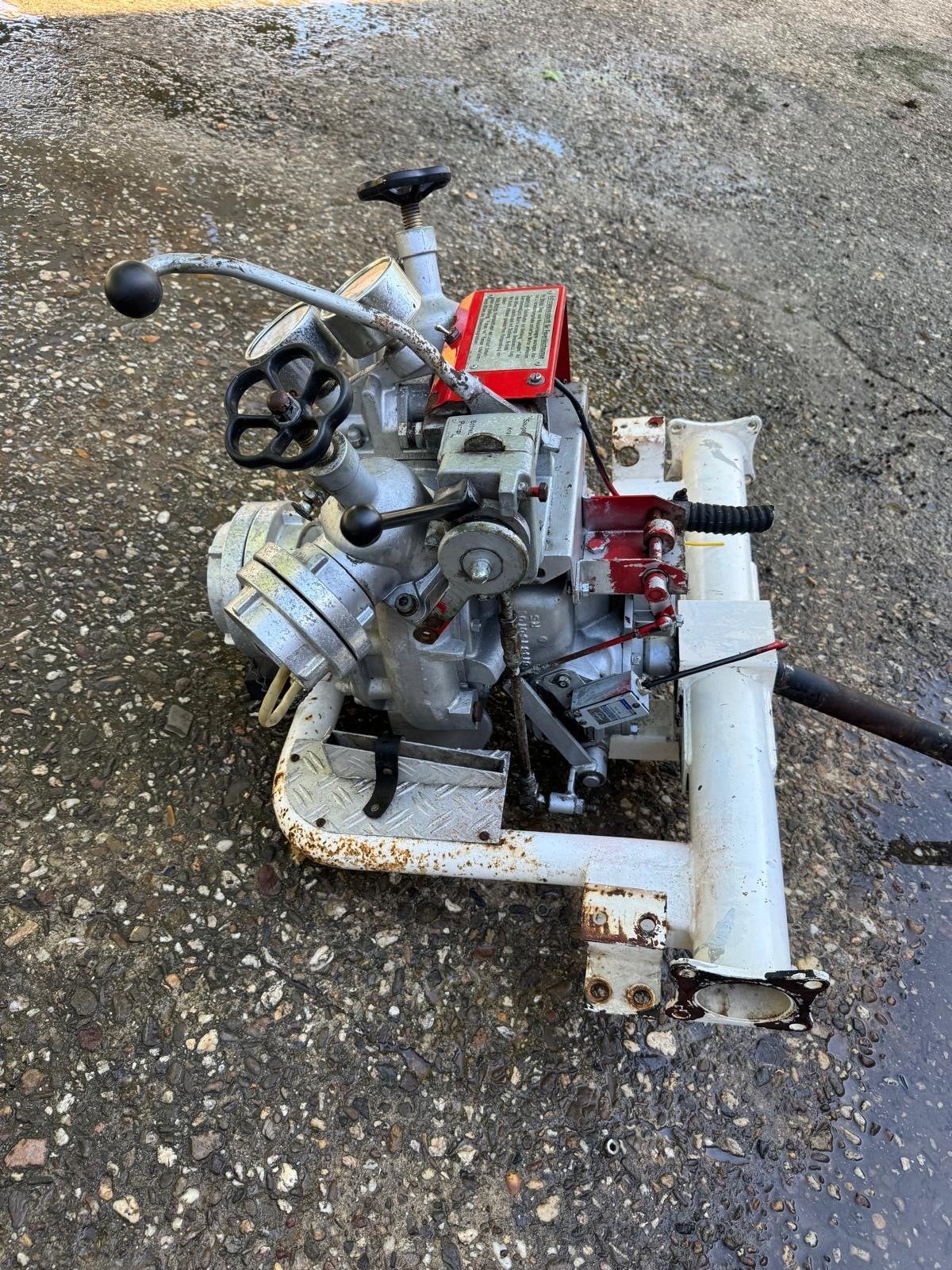 Magirus Deutz Brandweerpomp - 800 l/min - Motor/Aftakas, Zakelijke goederen, Machines en Bouw | Pompen en Compressoren, Ophalen