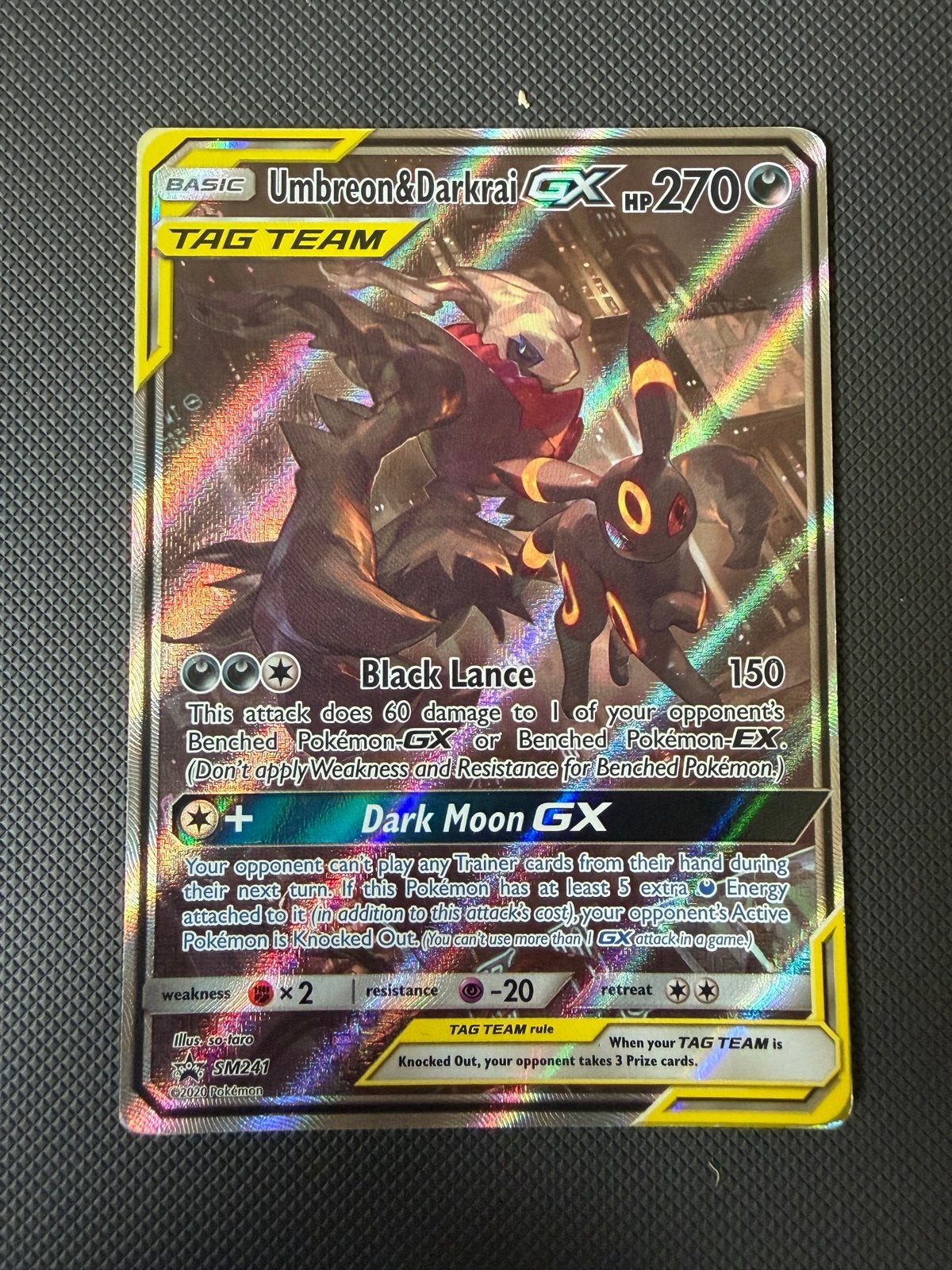 Umbreon & Darkrai GX - SM241, Ophalen of Verzenden, Zo goed als nieuw, Losse kaart, Foil