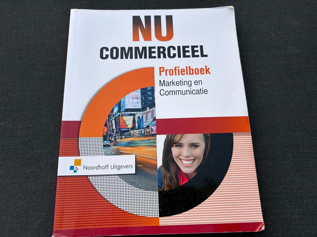 NU Commercieel Profielboek Marketing en Communicatie, Boeken, Ophalen of Verzenden, Gelezen, Maatschappij en Samenleving, Nederland