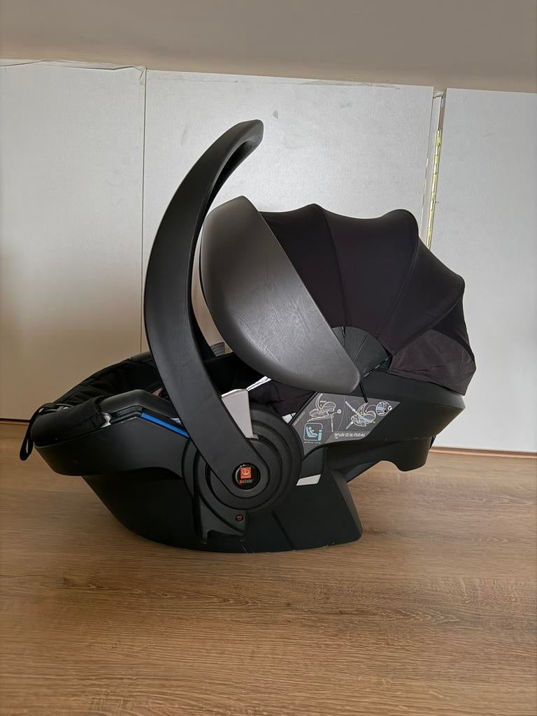 Stokke Izi go autostoeltje met isofix, Ophalen, 15 t/m 36 kg, Overige merken, Isofix