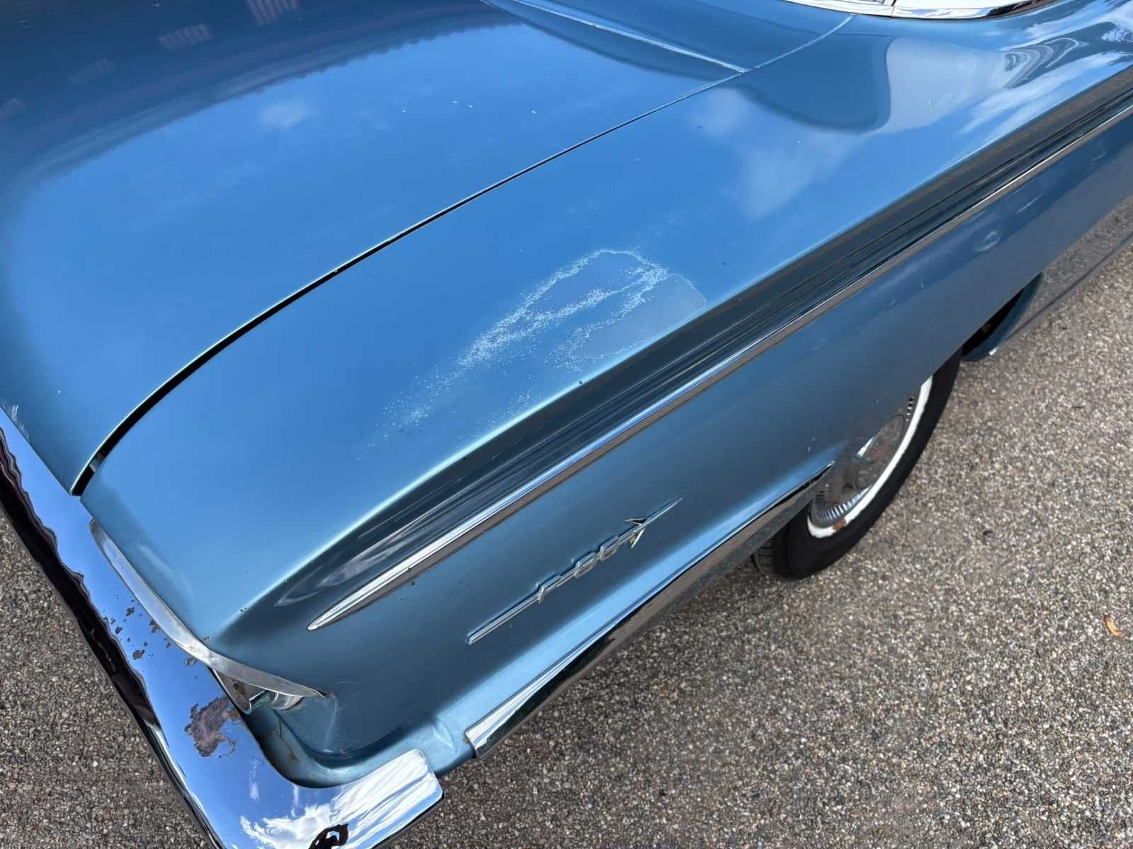 Oldsmobile Cutlass f85 Coupe 215 V8 - Oldtimer, foto 10