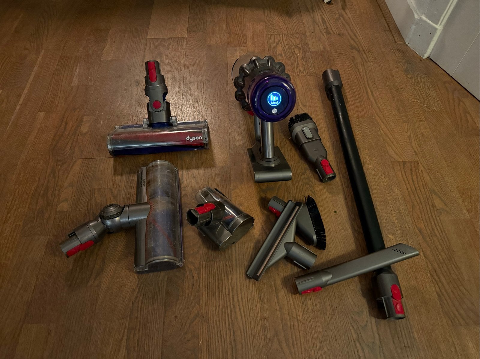 Dyson V11 Steelstofzuiger met accessoires, Gebruikt, Draadloos, Ophalen of Verzenden, Dyson