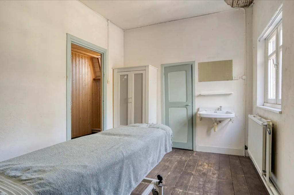 Professionele Elektrische Massagetafel - Wegens Emigratie, Ophalen, Gebruikt, Massagetafel