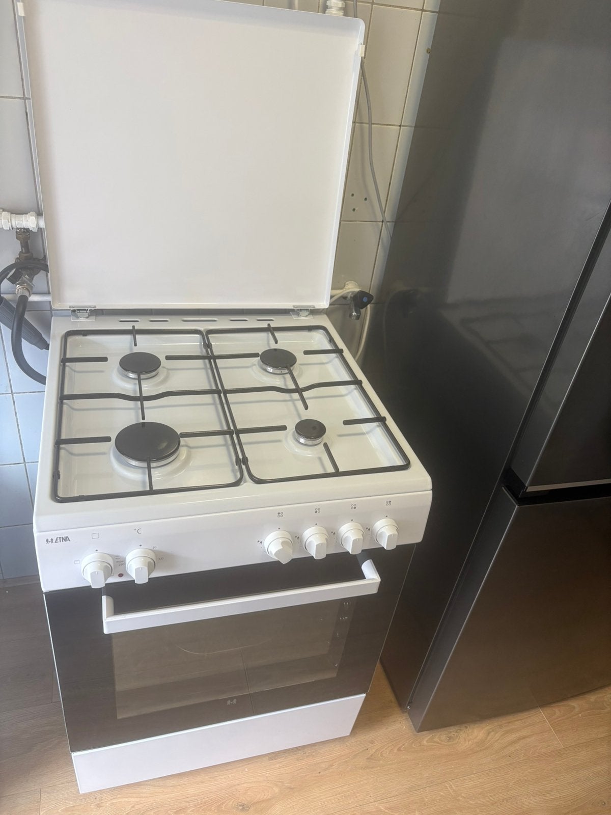ETNA gasfornuis met oven FGV160WIT, Ophalen of Verzenden, Zo goed als nieuw