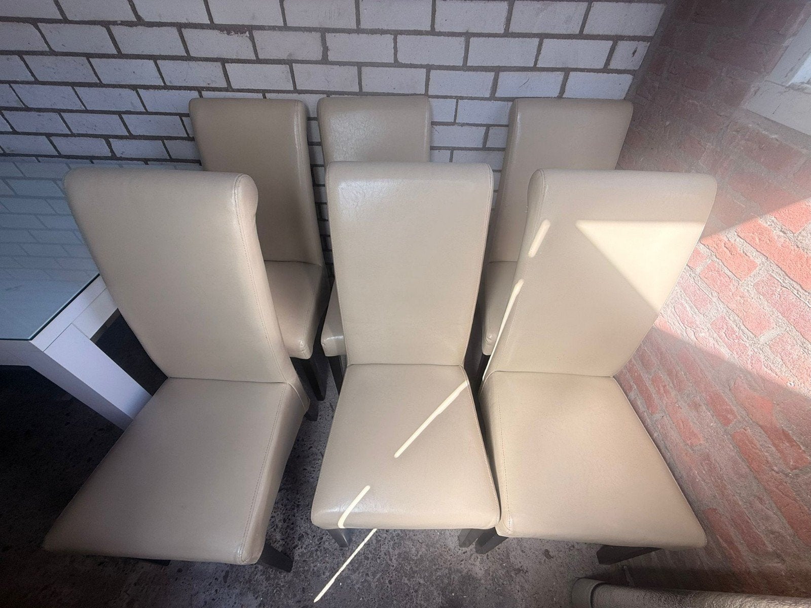Tafel met glazen blad + 6 leren stoelen, Ophalen, 50 tot 100 cm, Zo goed als nieuw, Vijf personen of meer