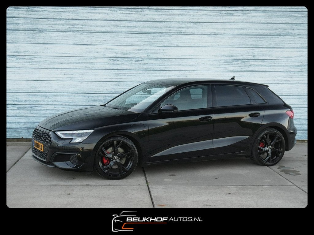 Audi A3 Sportback 40 TFSI e Business Edition Phev Soh 92.8%, Auto's, Gebruikt, 4 cilinders, 1535 kg, Zwart