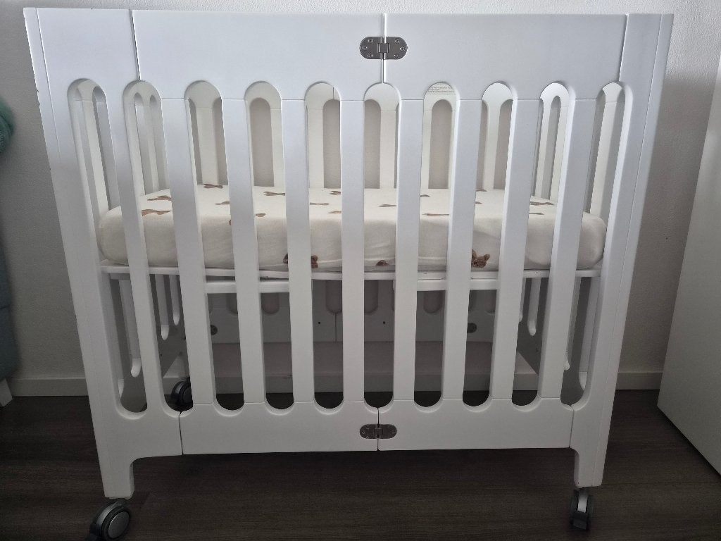 Bloom Alma inklapbaar ledikant, Kinderen en Baby's, Ophalen, Gebruikt, Ledikant