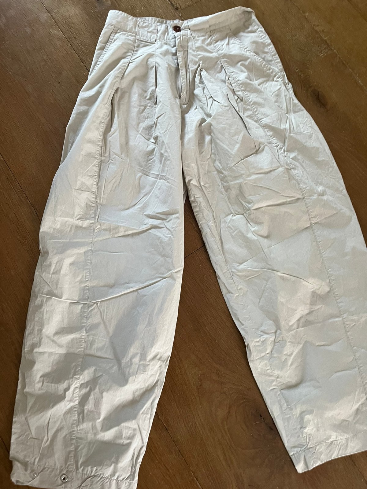 CLOSED damesbroek beige maat 26 – 100% biologisch katoen, Kleding | Dames, Ophalen of Verzenden, Zo goed als nieuw, Beige, Lang
