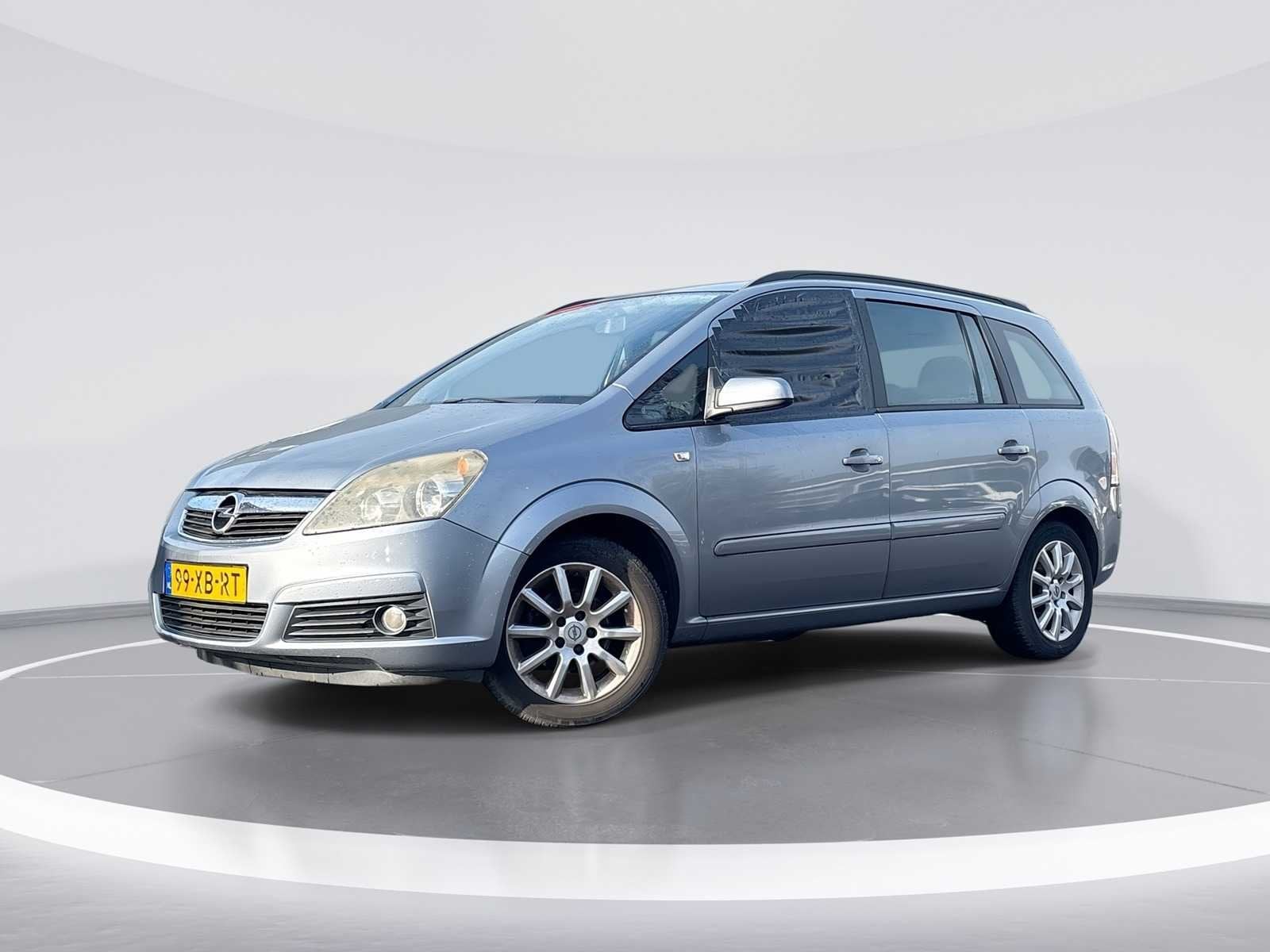 Opel Zafira 1.8 Temptation | 99-XB-RT, Gebruikt, 4 cilinders, Origineel Nederlands, Zilver of Grijs