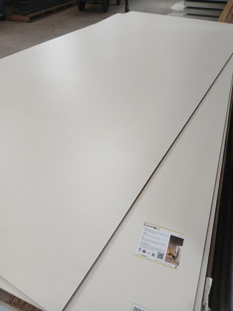 Trespa plastica nieuw Sanitairwit (nr51), Ophalen, Nieuw