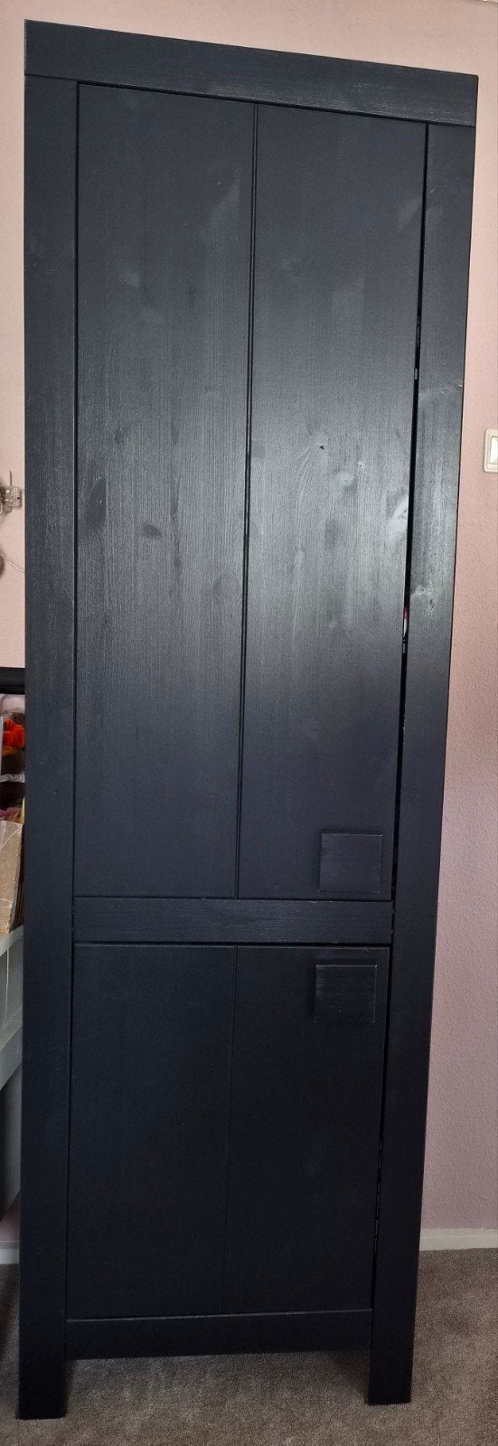 Mat zwarte kast - 200x60x40 cm - Goede staat, Ophalen, Met deur(en), 50 tot 100 cm, Zo goed als nieuw