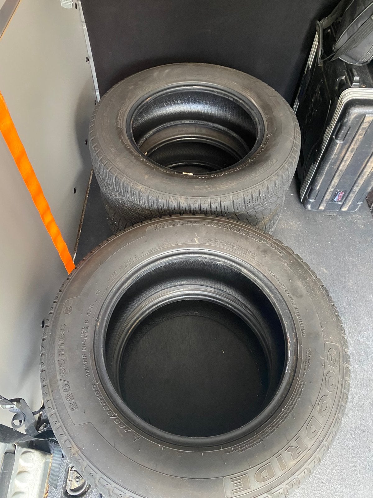 225 65 R16 ALL SEASON 6/7 mm banden Sprinter, Auto-onderdelen, Bestelwagen, 16 inch, Ophalen of Verzenden, All Season