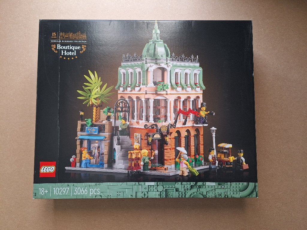 LEGO Boutique Hotel - 10297, Ophalen, Lego, Nieuw, Compleet