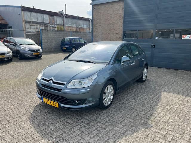 Citroen C4 2.0-16V Exclusive_Zeer mooi, 136 pk, Gebruikt, Zwart, Parkeersensor