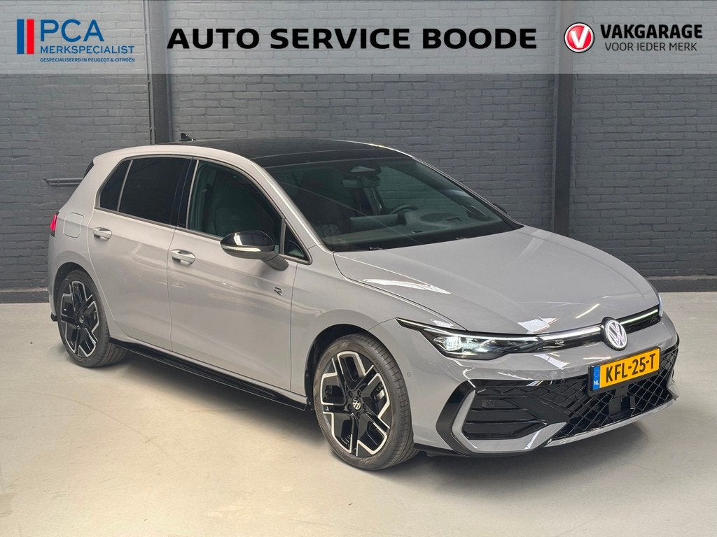 Volkswagen GOLF 1.5 eTSI R-Line Edition - panoramadak - LED, Auto's, Volkswagen, 4 cilinders, 150 pk, Leder en Stof, Bedrijf