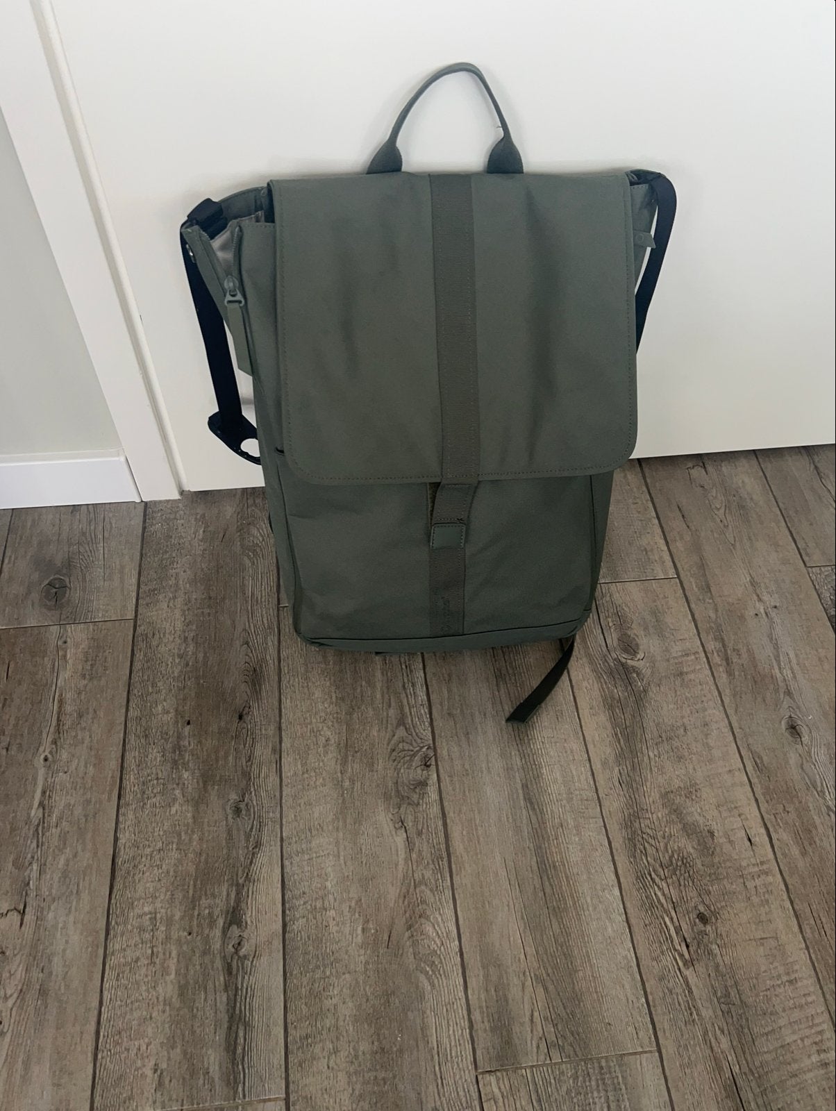 Bugaboo Rugzak Forest Green in Nette Staat, Gebruikt, Bugaboo, Ophalen of Verzenden, Meerdere opbergvakken