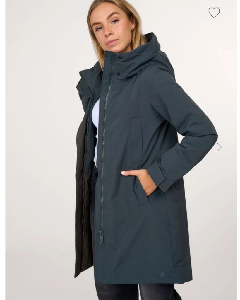 Elvine Eline winterjas - Zo goed als nieuw - Maat m - Groen, Kleding | Dames, Jassen | Winter, Maat 38/40 (M), Elvine, Ophalen of Verzenden