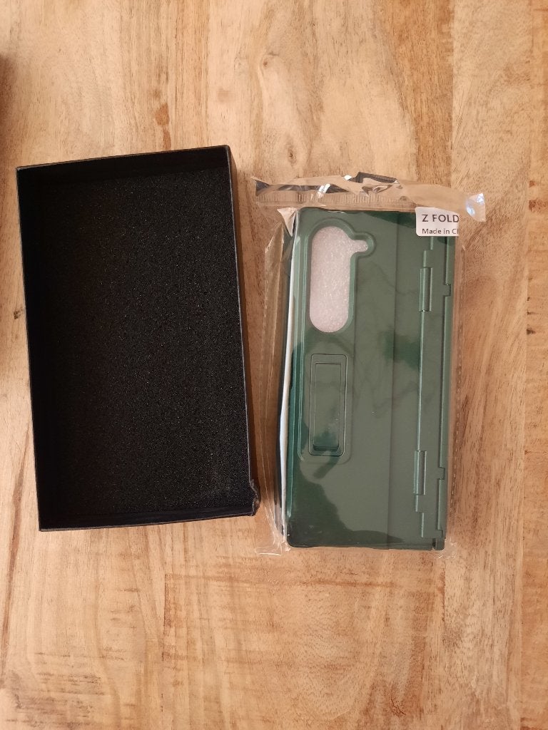 Samsung Galaxy Z Fold donkergroen klaphoesje (backcover), Telecommunicatie, Mobiele telefoons | Samsung, Zwart, Nieuw, Ophalen of Verzenden