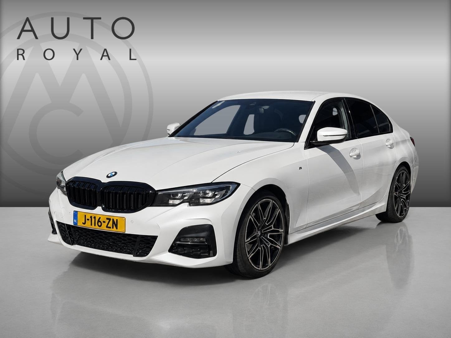 BMW 3-serie 318i Executive Edition M-SPORT |LEDER SPORT INTE, Automaat, 1998 cc, Gebruikt, 1465 kg