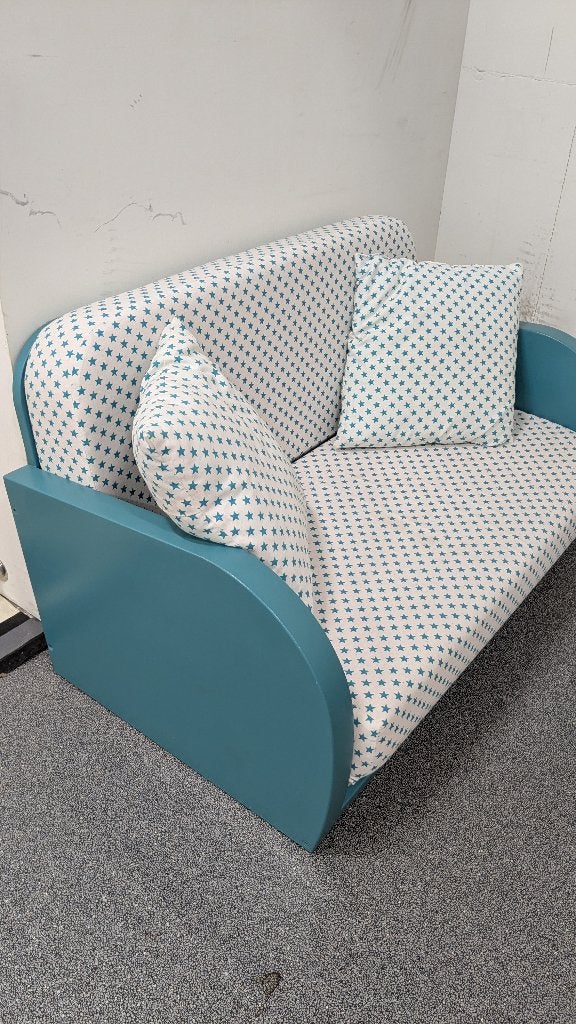 Mooi kinder-slaapbankje, Ophalen, Gebruikt, Inclusief kussen, Blauw