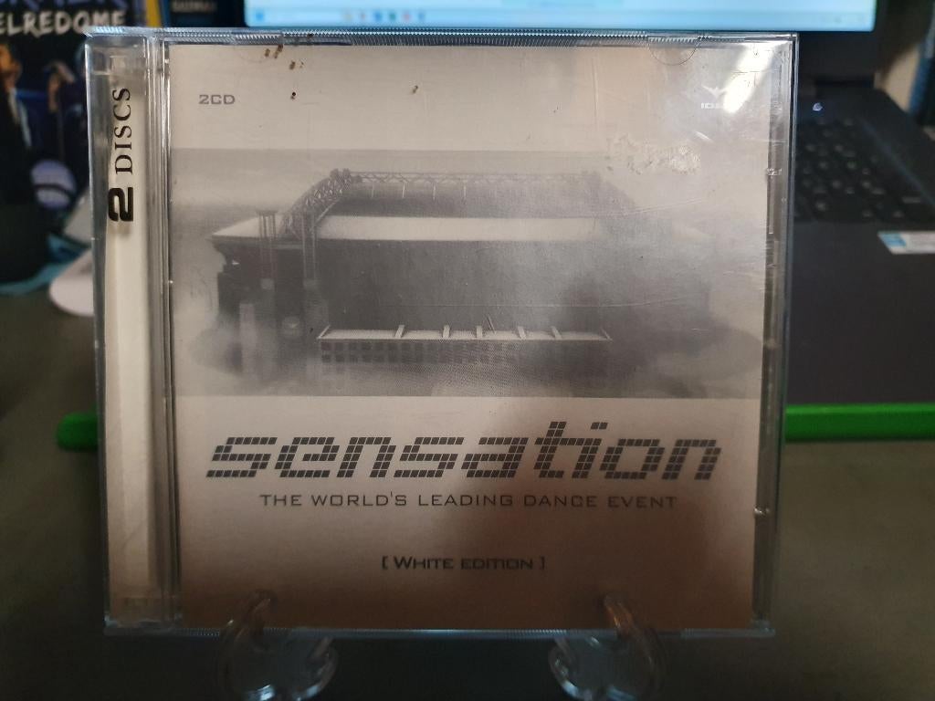 Sensation 2002- White Edition 2CD, Cd's en Dvd's, Cd's | Dance en House, Ophalen, Zo goed als nieuw