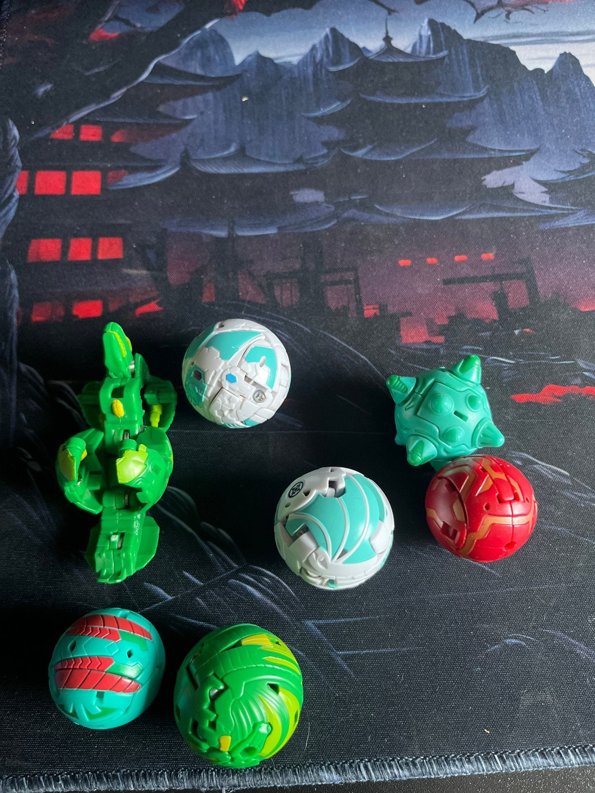 Bakugan - 7 stuks, Kinderen en Baby's, Speelgoed | Actiefiguren, Ophalen of Verzenden, Gebruikt