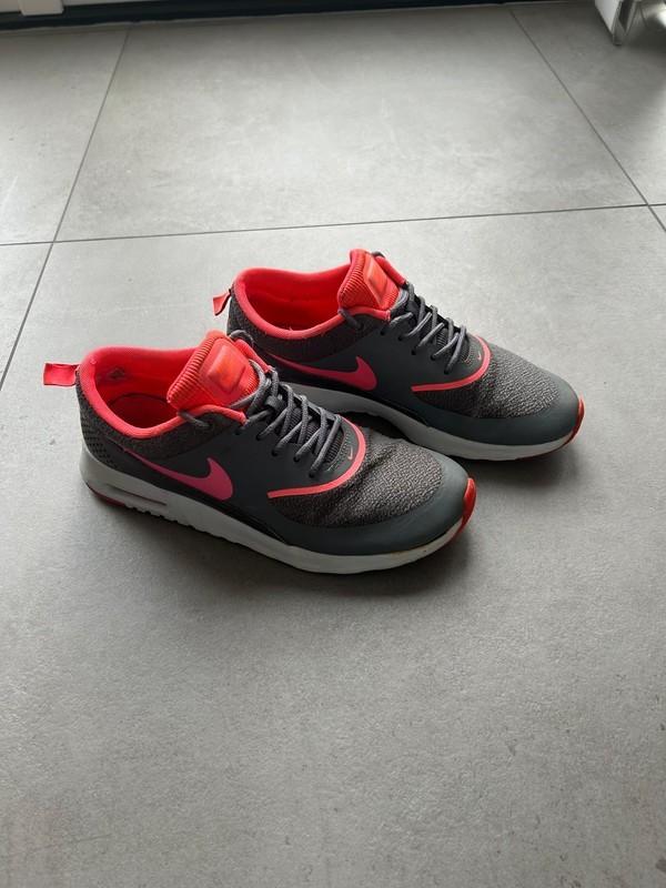 Nike Air Max Thea (maat 39), Ophalen of Verzenden, Gedragen, Sneakers of Gympen