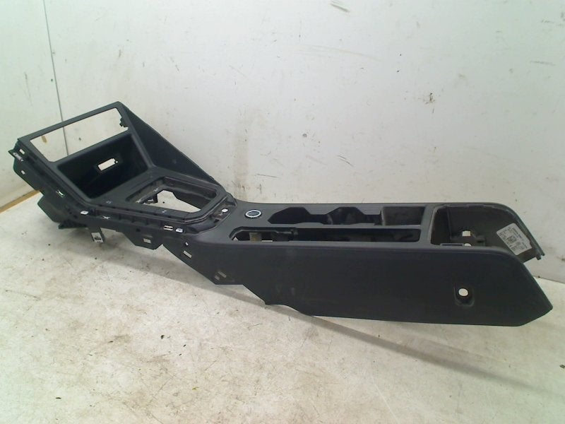 Middenconsole Volkswagen Polo VI (AW1) 2023 2G1857925C, Gebruikt, Volkswagen, Volkswagen AG, Kundenbetreuung@volkswagen.de