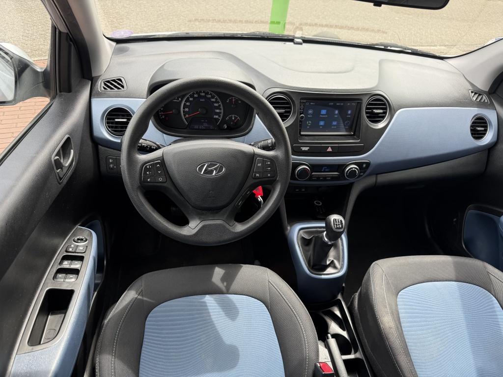 Hyundai i10 1.0i Go! navi airco cruise control hoge instap!, 65 pk, Euro 5, Gebruikt, 4 stoelen