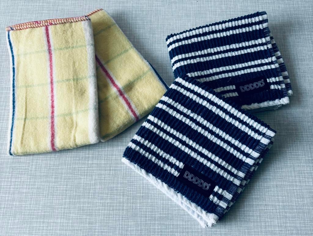 2 x Vaatdoekje DDDDD en 2 x Stofdoek, Huis en Inrichting, Keuken | Textiel, Ophalen of Verzenden, Zo goed als nieuw, Overige kleuren