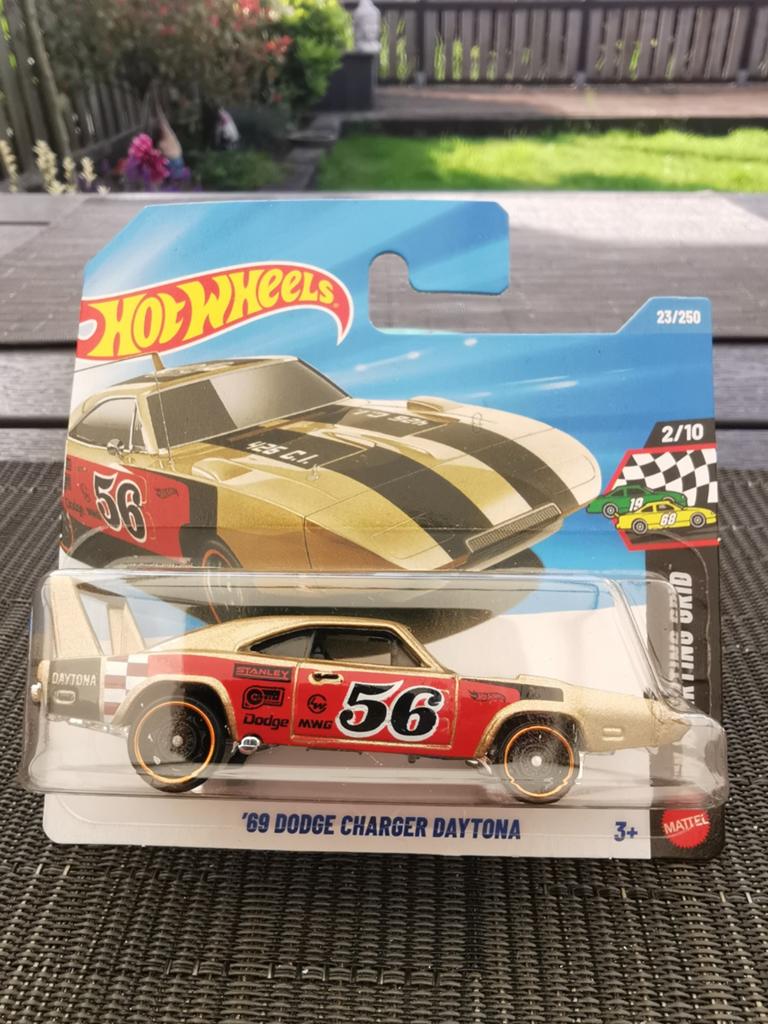 HotWheels '69 Dodge Charger Daytona, Hobby en Vrije tijd, Modelauto's | Overige schalen, Nieuw, Auto, Ophalen of Verzenden