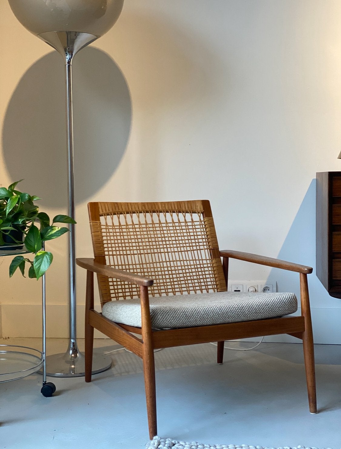 Hans Olsen chair , mid-century design, Ophalen of Verzenden, Zo goed als nieuw