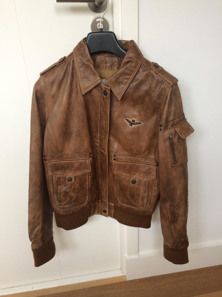 Aeronautica leren bruine jas maat italiaanse: 42 NL maat:38, Kleding | Dames, Ophalen of Verzenden, Zo goed als nieuw, Maat 38/40 (M)