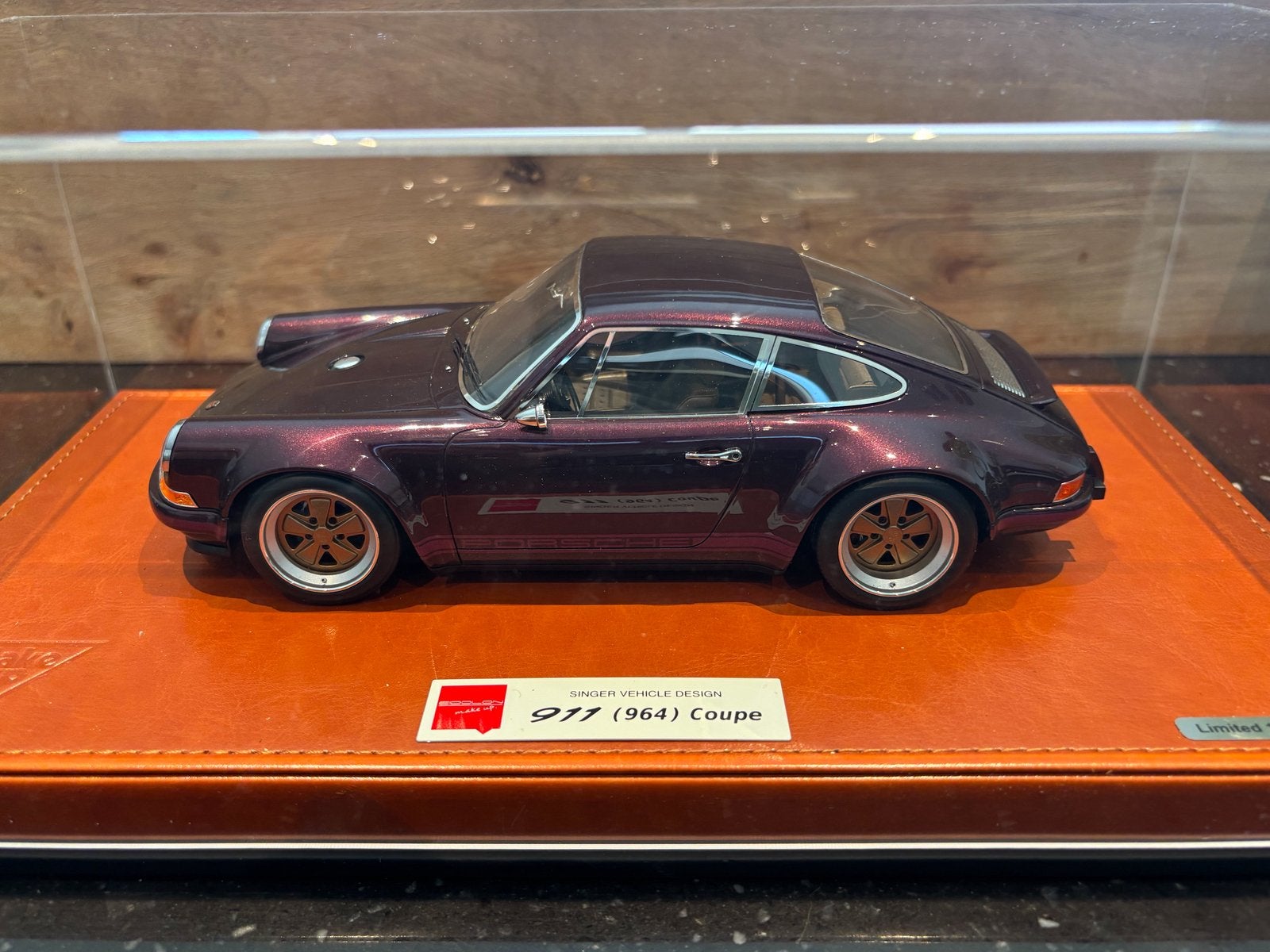 Porsche Singer 1/18 Make Up models, Ophalen of Verzenden, Zo goed als nieuw