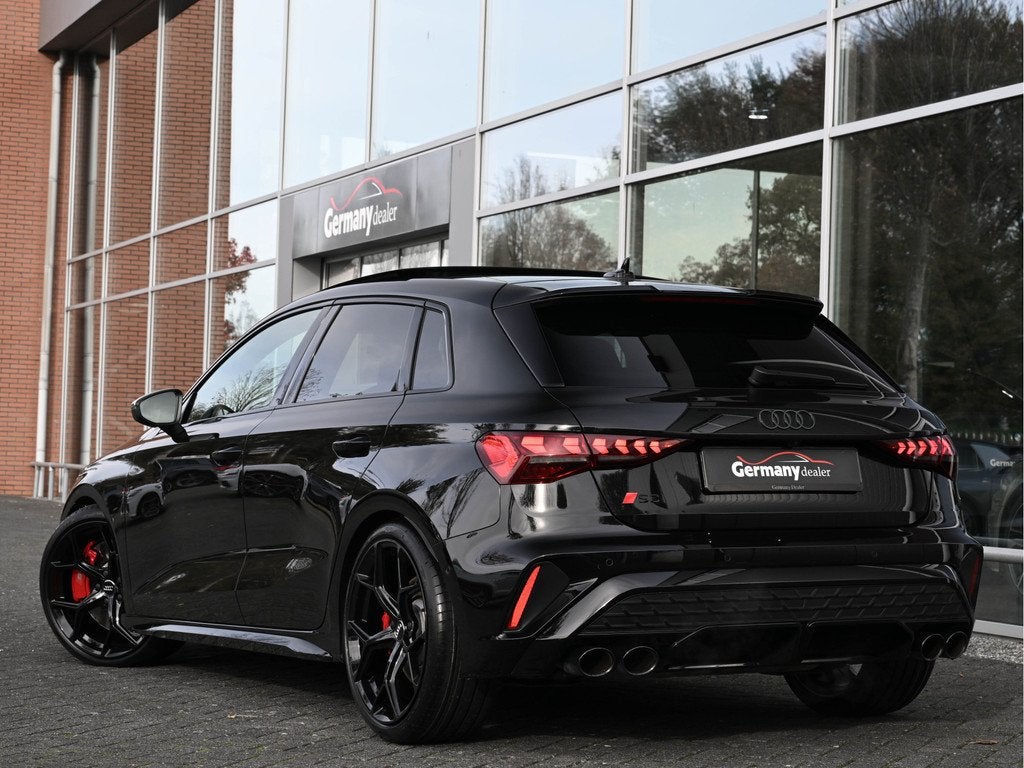 Audi S3 Sportback 2.0TFSI 334pk Quattro Pano HUD M-Led RS-Ze, Auto's, Audi, Automaat, S3, Gebruikt, Zwart