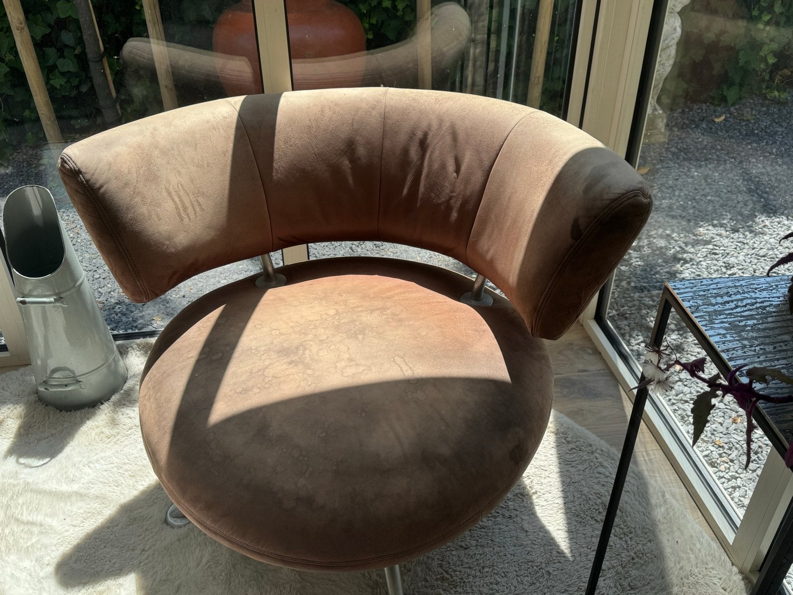 Topform versie van Cassina Biki Fauteuil Opknapper, Ophalen, Gebruikt, Bruin, Eén