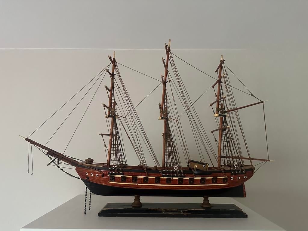 Model schip met details, Hobby en Vrije tijd, Modelbouw | Boten en Schepen, Ophalen, Zo goed als nieuw