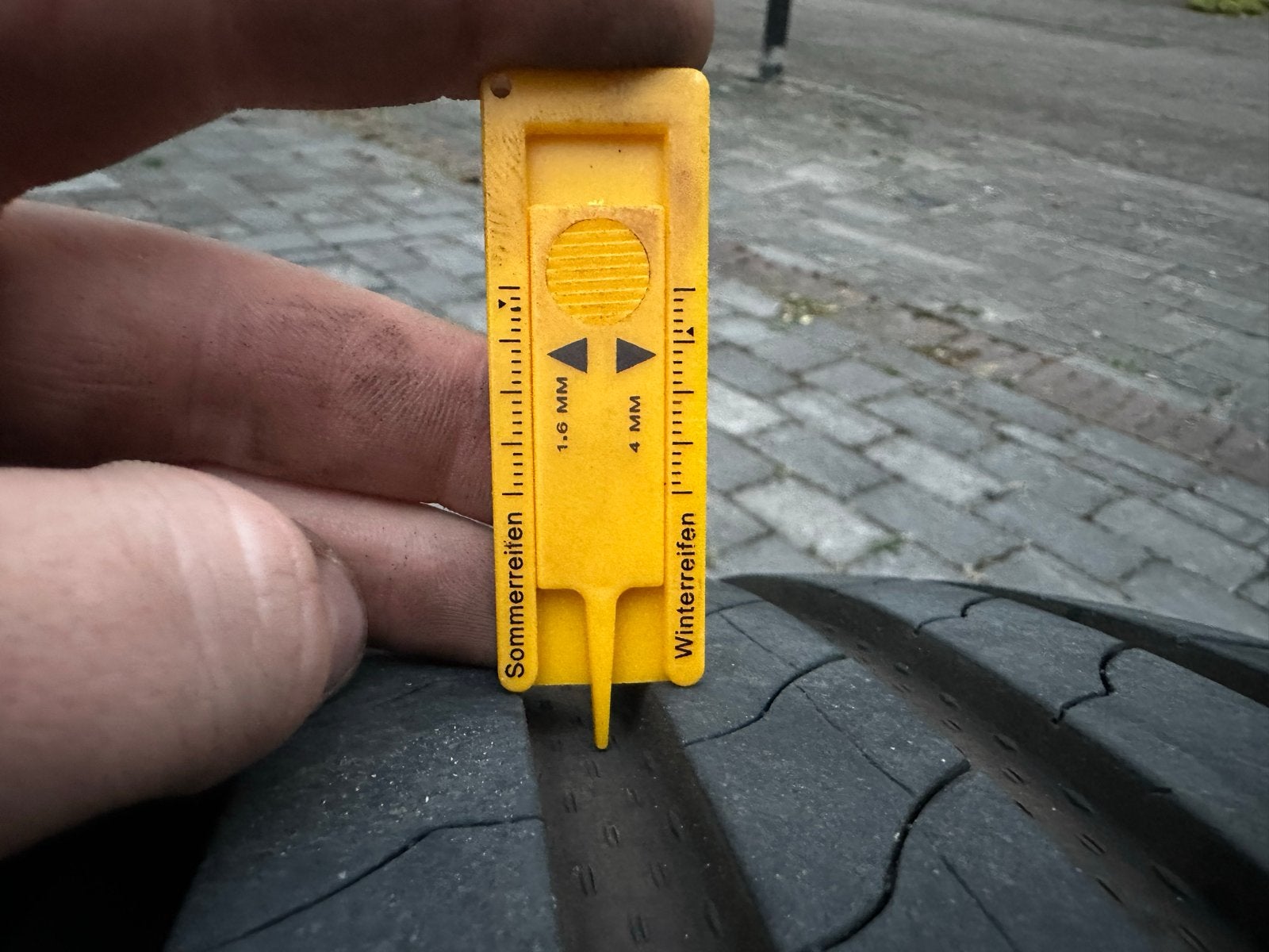Roadhog 235/35ZR19 banden, z.g.a.n. (2024) - 6mm profiel, Auto-onderdelen, Banden en Velgen, Gebruikt, 235 mm, Band(en), Personenwagen
