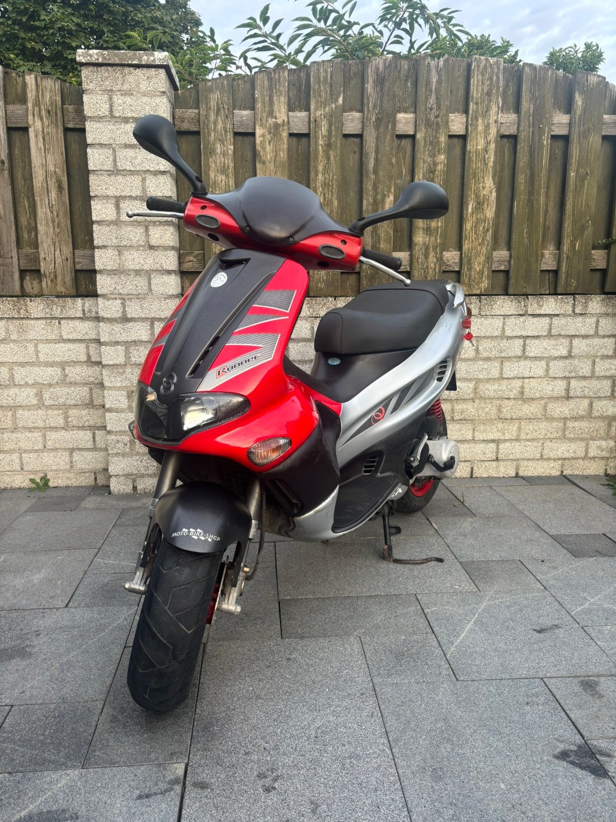 Gilera runner 50cc 2t dd sp pro, Fietsen en Brommers, Ophalen, Zo goed als nieuw, Tweetakt, Overige modellen