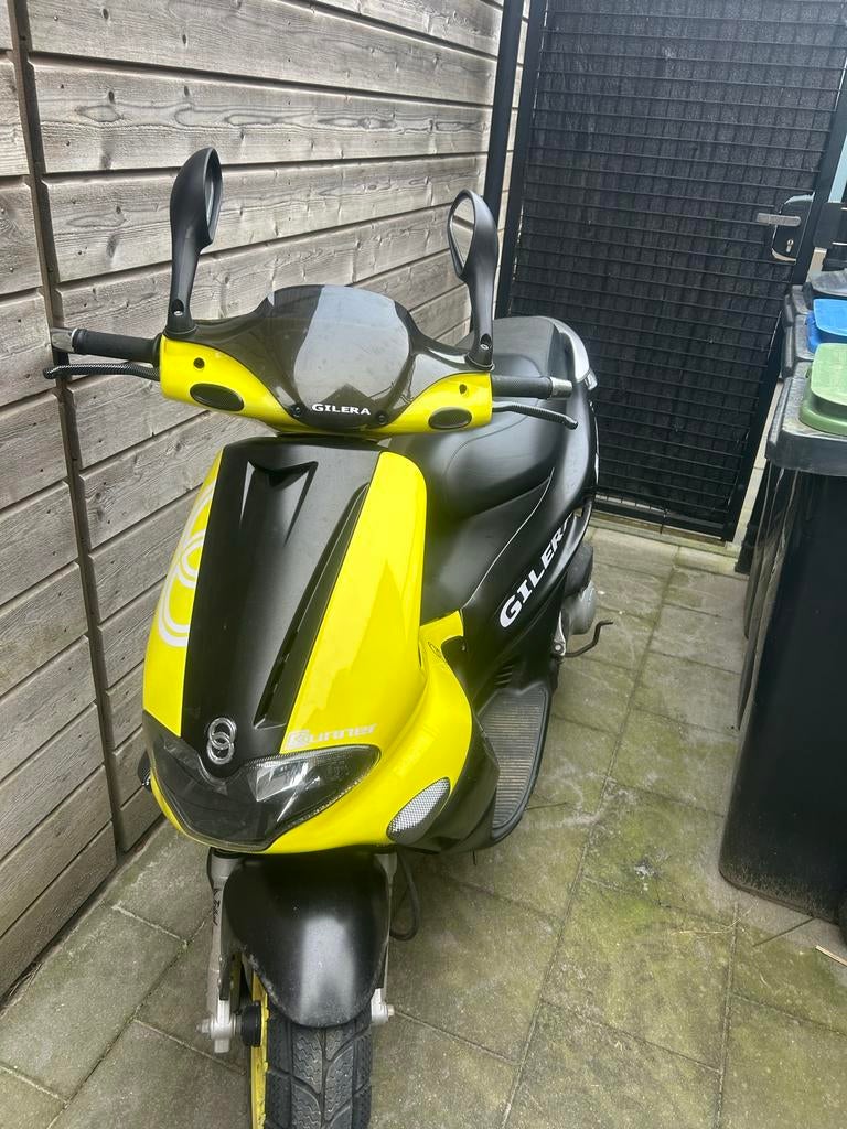 Gilera Runner Scooter - Geel/Zwart, Ophalen, Gebruikt, Overige modellen, Maximaal 45 km/u
