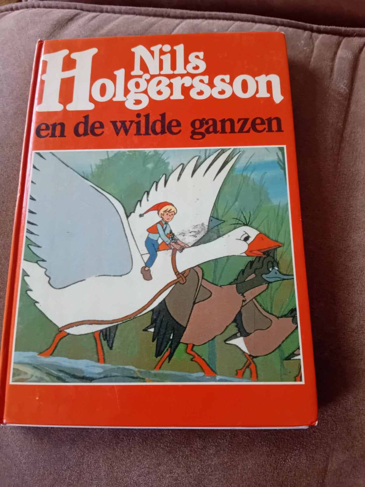 Hardcover Nils holgersson en de wilde ganzen, Fictie algemeen, Ophalen of Verzenden, Gelezen, Selma Lagerlof