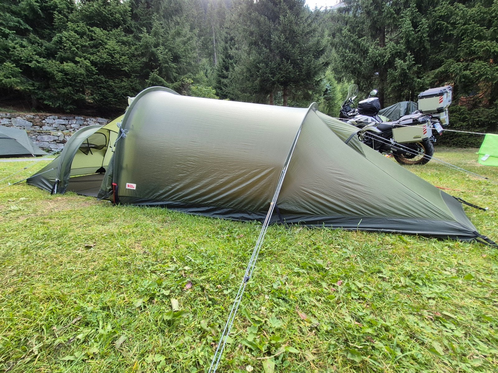 Fjällräven Abisko Shape 2 tent, Caravans en Kamperen, Tenten, Ophalen, Zo goed als nieuw, Tot en met 2