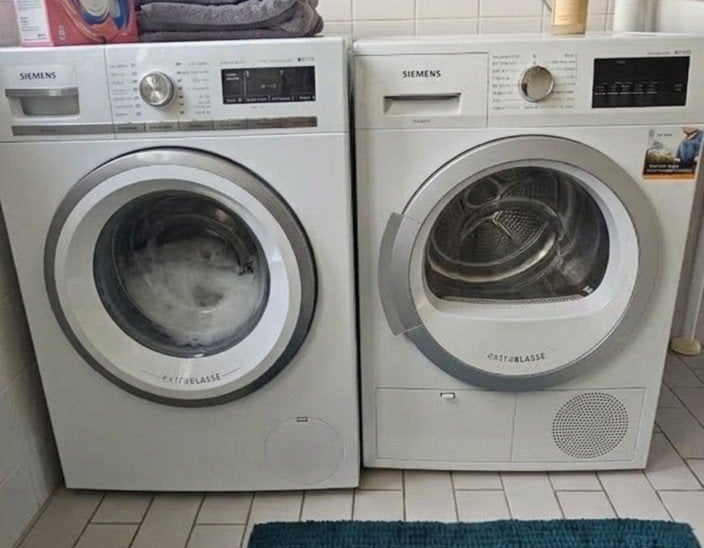 Siemens Wasset: iQ700 Wasmachine & iQ300 Warmtepompdroger, 6 tot 8 kg, Ophalen, Gebruikt, 85 tot 90 cm