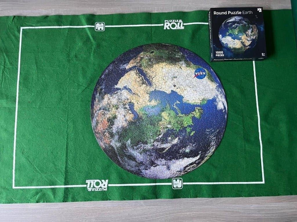 Legpuzzel van de Planeet Aarde | 1000st. | NASA | Rond, Ophalen of Verzenden, 500 t/m 1500 stukjes, Zo goed als nieuw, Legpuzzel
