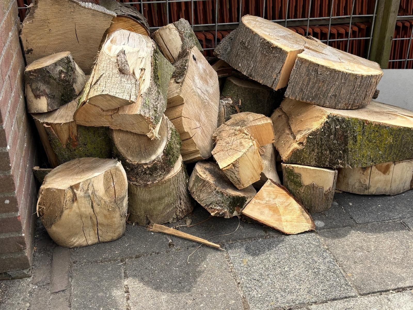 openhaardhout, diverse houtsoorten, Tuin en Terras, Minder dan 3 m³, Ophalen, Overige houtsoorten, Blokken