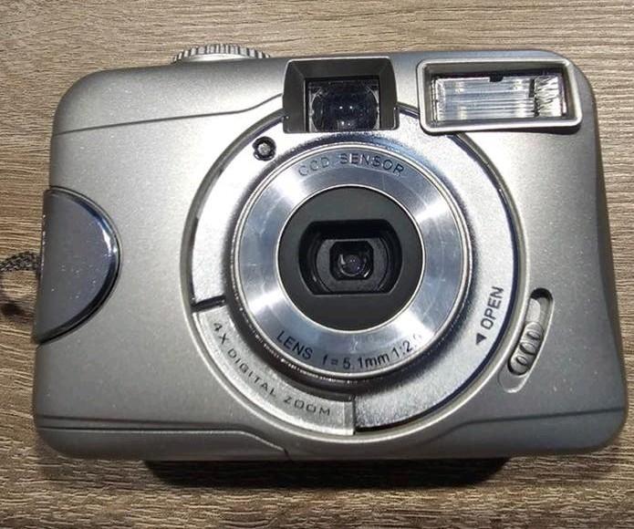 Trust 960 powercam ccd met bijbehorend hoes, Ophalen, Gebruikt, Compact, 5 Megapixel