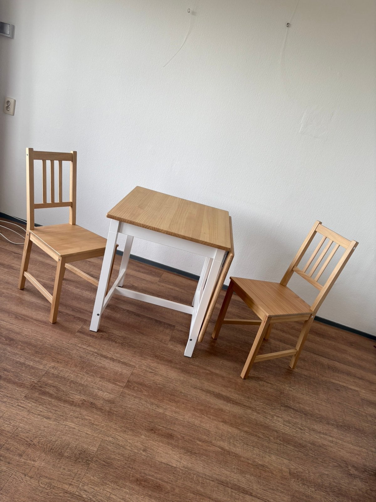 Te koop stoel +tafel, Ophalen of Verzenden, Nieuw, Tafel(s) en Stoel(en)