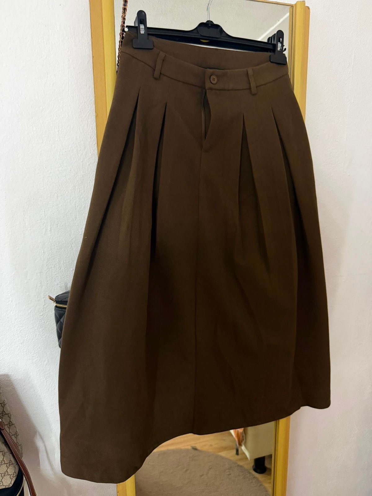 Bruine geplooide midi-rok - Maat XL, Bruin, Maat 46/48 (XL) of groter, Ophalen of Verzenden, Zo goed als nieuw